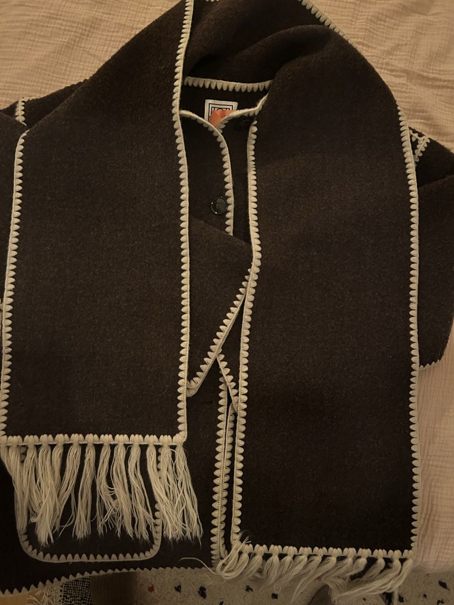 Totême Cappotti: Manteau TOTEME marron, écharpe intégrée, Taille 40 – Usato da Zürich venduto da Massete 3
