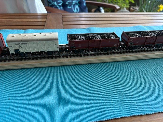 Märklin Modellini di ferrovie: Märklin DB Güterzug 5.-teilig – Usato da Frenkendorf venduto da HampeFrenk 4