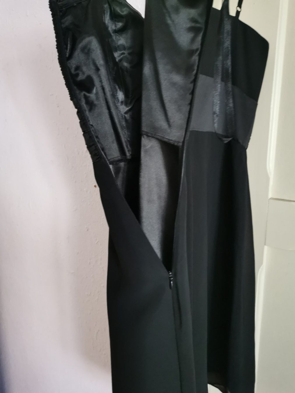 Vestiti: Schwarzes Cocktailkleid – Usato da Unterägeri venduto da Fiobi 6