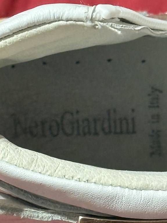 Chaussures femmes: Chaussure Nero Giardini – D'occasion à Aigle par Saracristiana 2