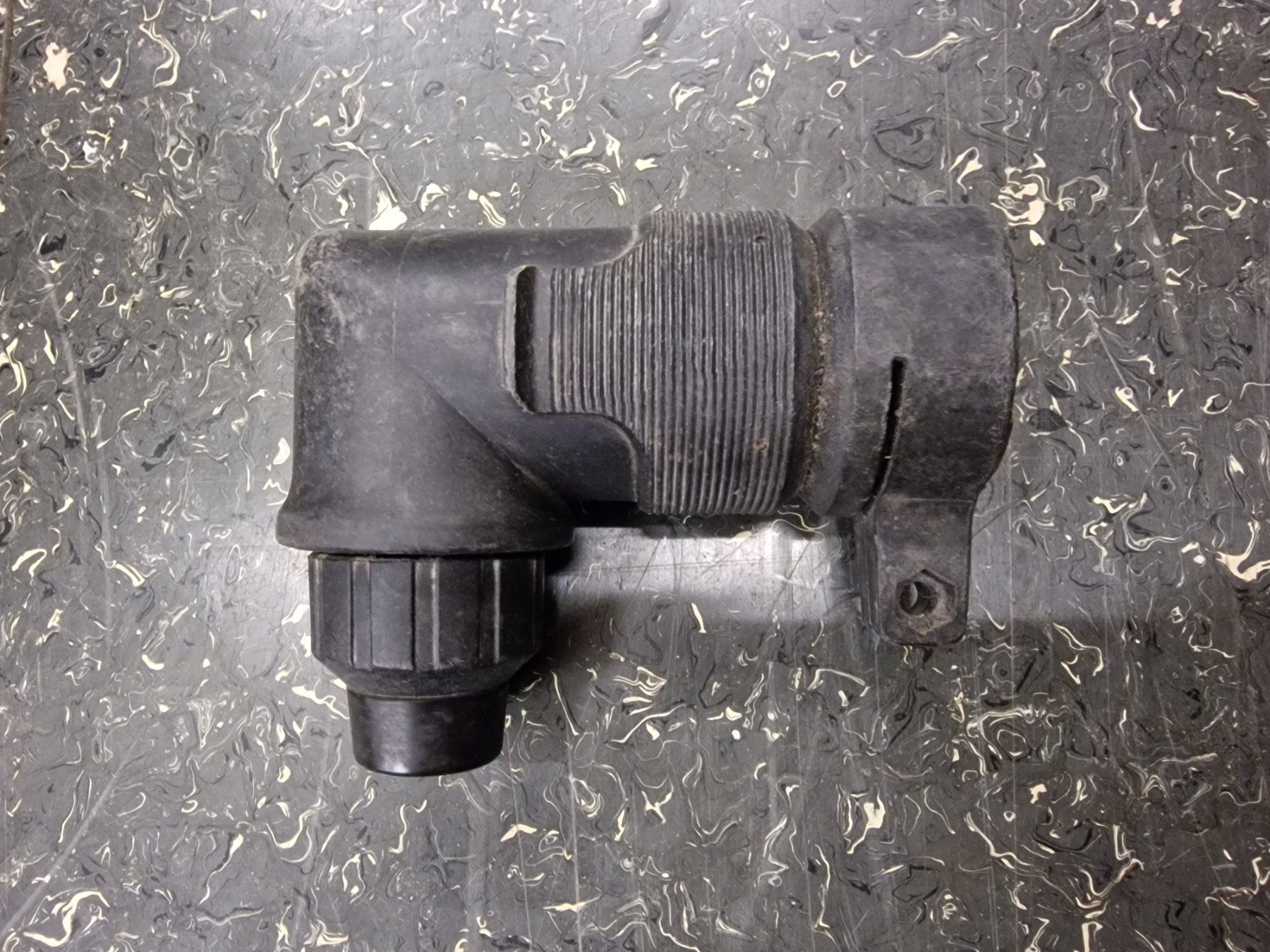 Hilti Trapani: HILTI Winkelbohrkopf TE-AC – Usato da Buochs venduto da Vend0r