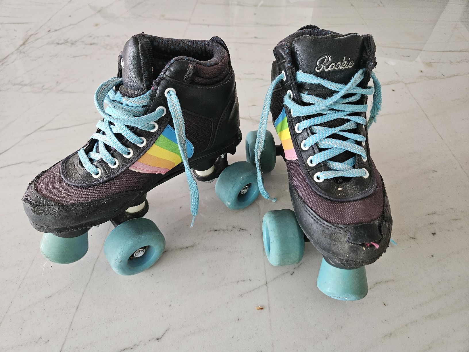 Rookie Pattini in linea & Pattini a rotelle: Coole Rookie Rollschuhe! – Usato da Kloten venduto da Tacha_gb
