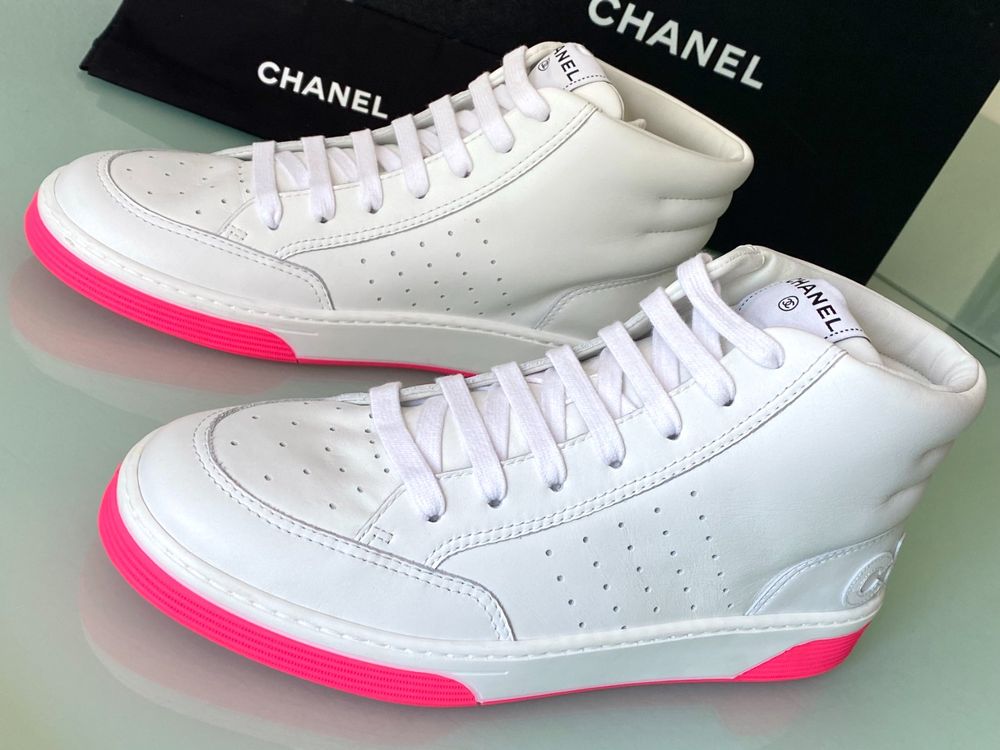 Chanel 25 High Sneaker White Cowhide 469781