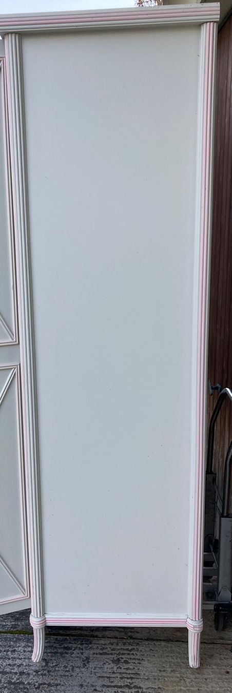 Armadi: Vintage Kleiderschrank, Shabby Chic – Usato da Riniken venduto da begeh-r-bar 3