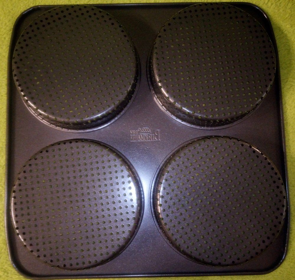 Teglie da forno: Birkmann Burger Brötchen Backform - 4er Burger-Buns-Form – Nuovo (secondo la descrizione) da Werdenberg venduto da EXA-Secondhand 2