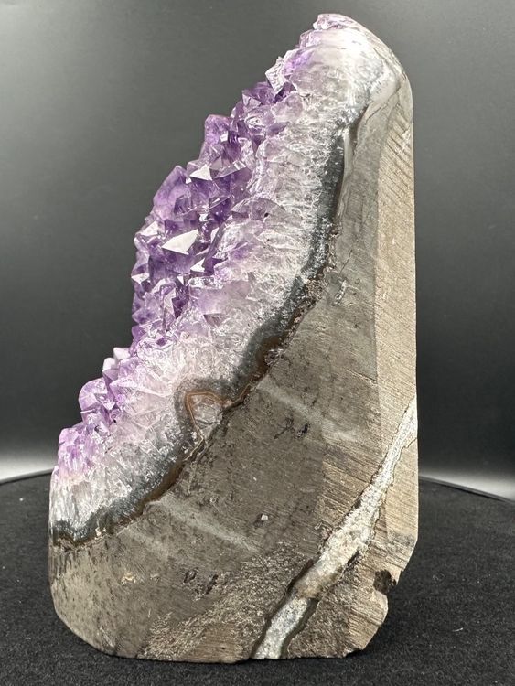 Grosse wunderschöne Amethyst Druse, 1.7kg 6