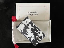 Alexander McQueen Handytasche, NEU