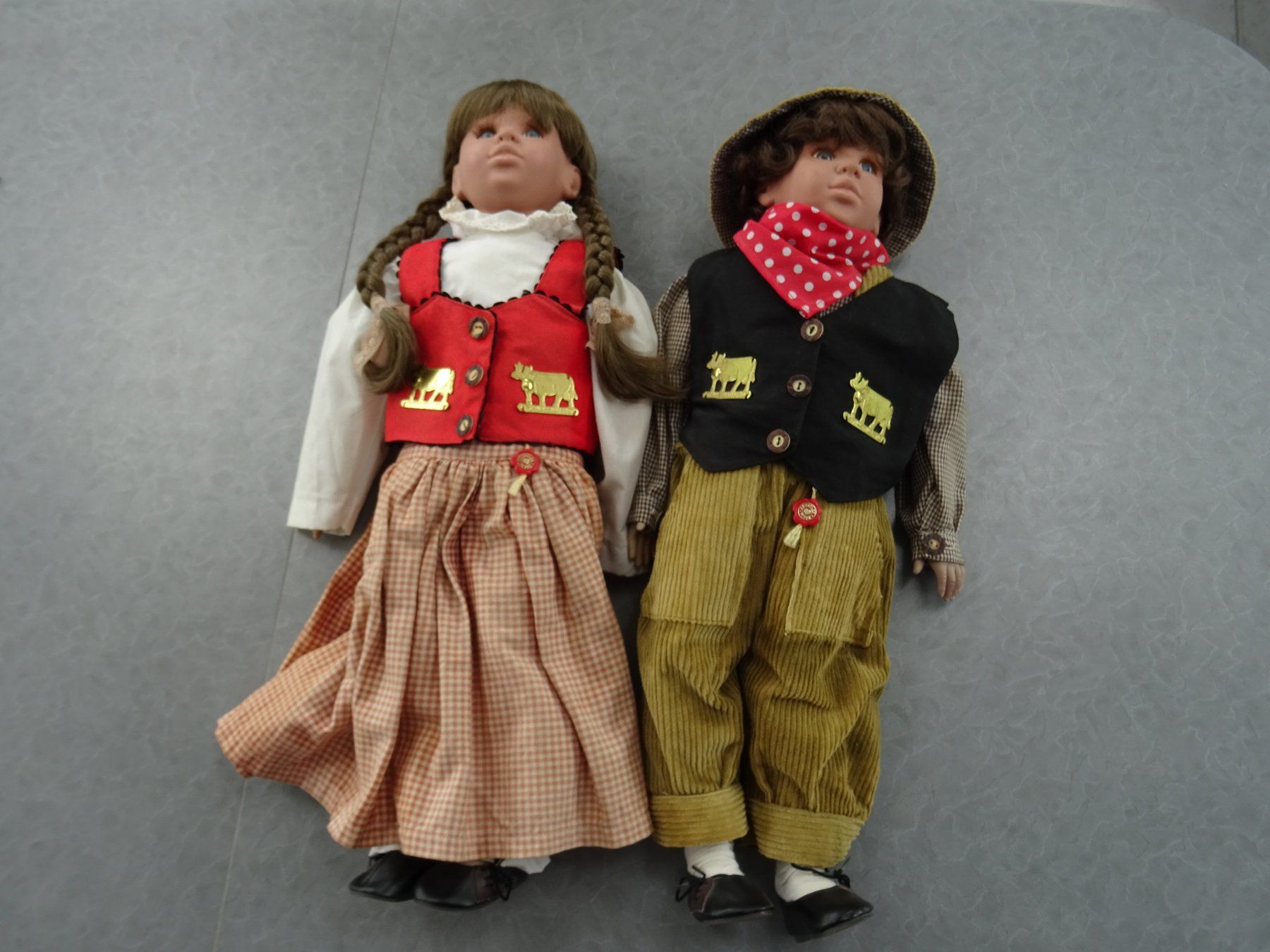 Bambole: Sammler Puppen Heidi und Peter – Usato da Rothrist venduto da heinrich1966