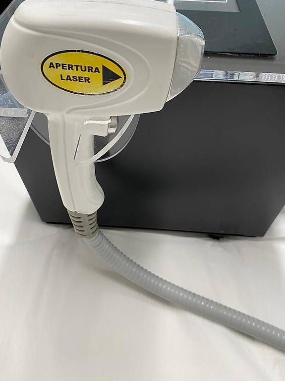 Epilatori: Laser professionale per epilazione definitiva – Usato da Muralto venduto da pau_d2kx 1