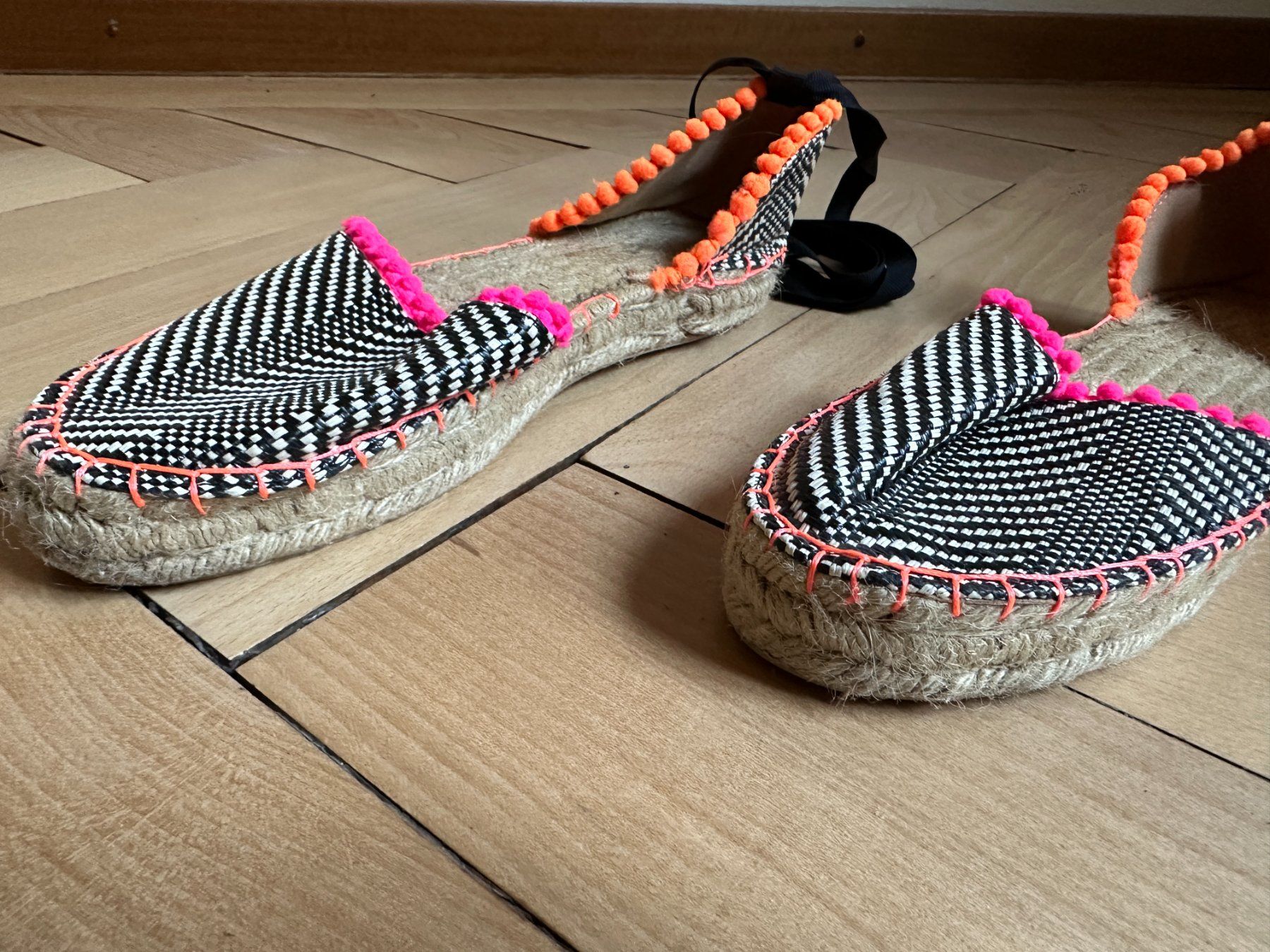 Scarpe da donna: Ethno Espadrilles bunt 39 – Usato da Zürich venduto da Diazaio 2