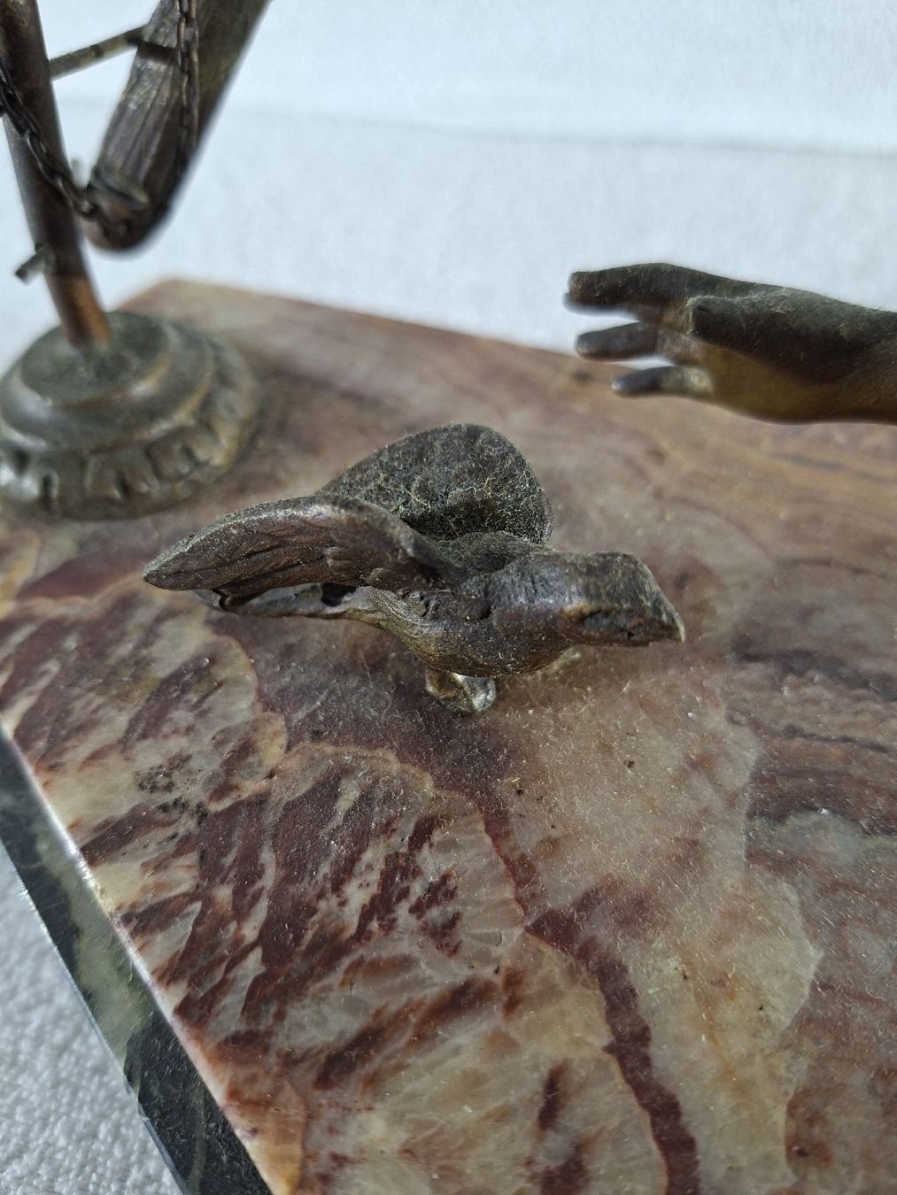 Skulpturen & Statuen: Art Deco Bronze auf Marmorsockel – Gebraucht aus Grindelwald von carro5 6
