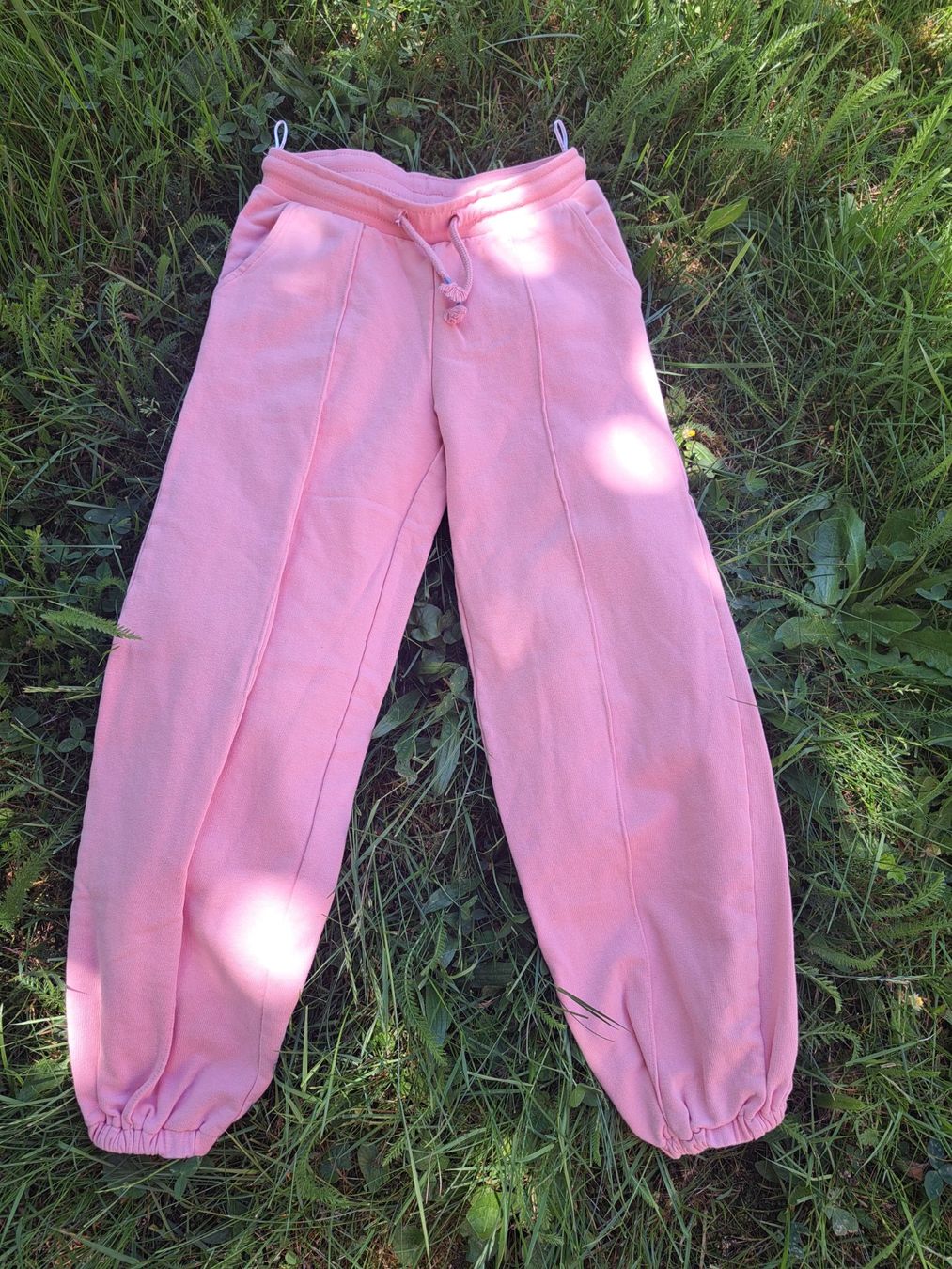 C&A Pantaloni: Joggers in Grösse 122 – Nuovo (secondo la descrizione) da Ostermundigen venduto da sedel_