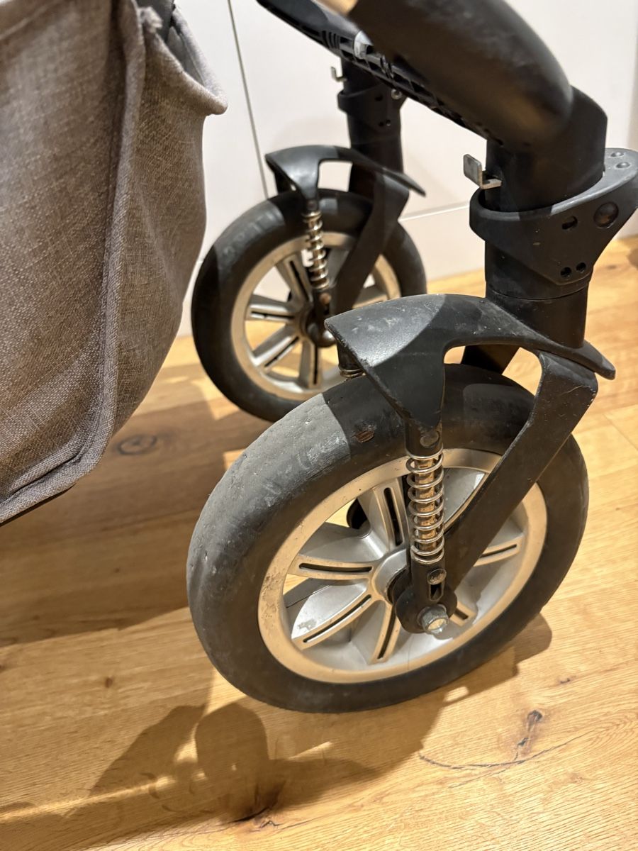 Carrozzine: Kinderwagen 3in1 – Usato da Lachen SZ venduto da deamat 2