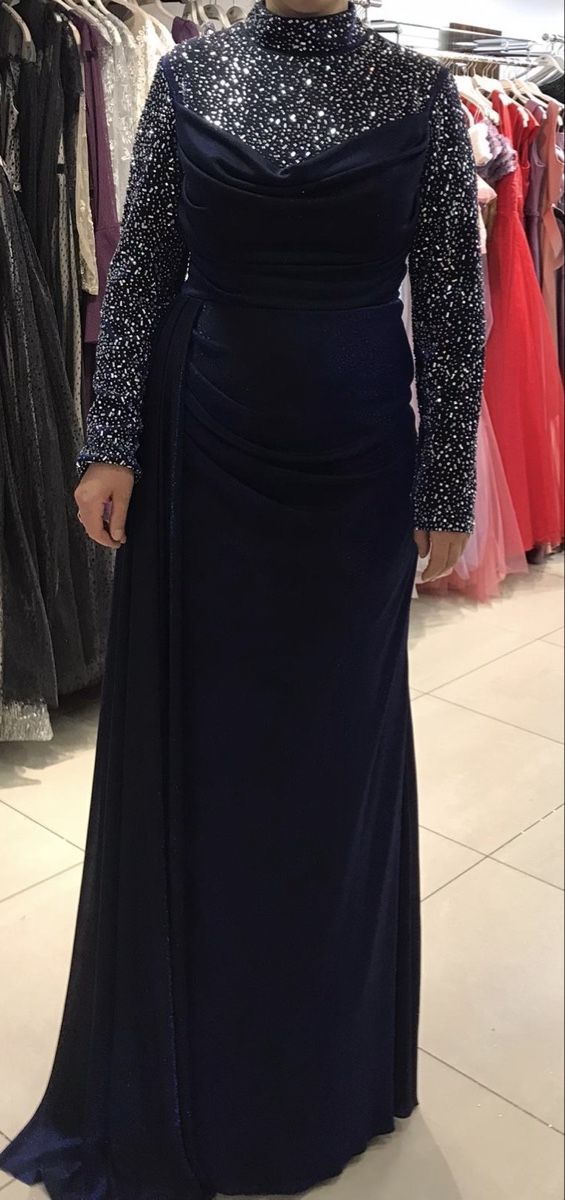 Kleider: Dunkelblaues Abendkleid, Grösse 42 – Gebraucht aus Kreuzlingen von goe_8zvl 2