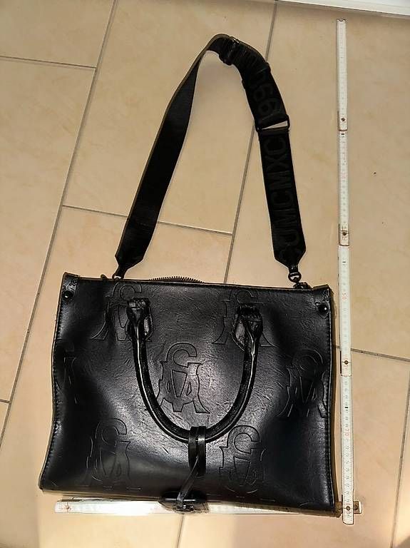 Borse da donna: Originale Steve Madden Umhänge- / Handtasche – Usato da Schlieren venduto da S_Dragon