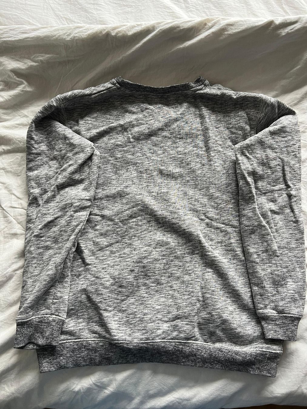 Maglioni & Felpe: Makia Helsinki Harbour Sweatshirt, Grau, Grösse M – Usato da Luzern venduto da moritz_a 1
