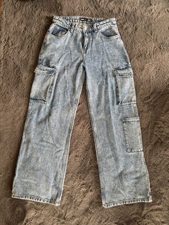 FB Sister - Y2K Cargo Jeans