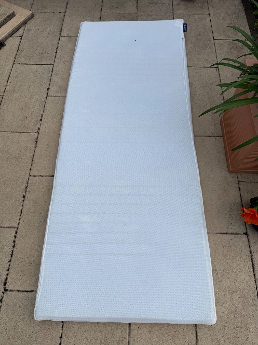 Matratzen: Premium Gelschaum Topper 80 x 200 x 8 – Gebraucht aus Basel von jetzt-wird-gemistet