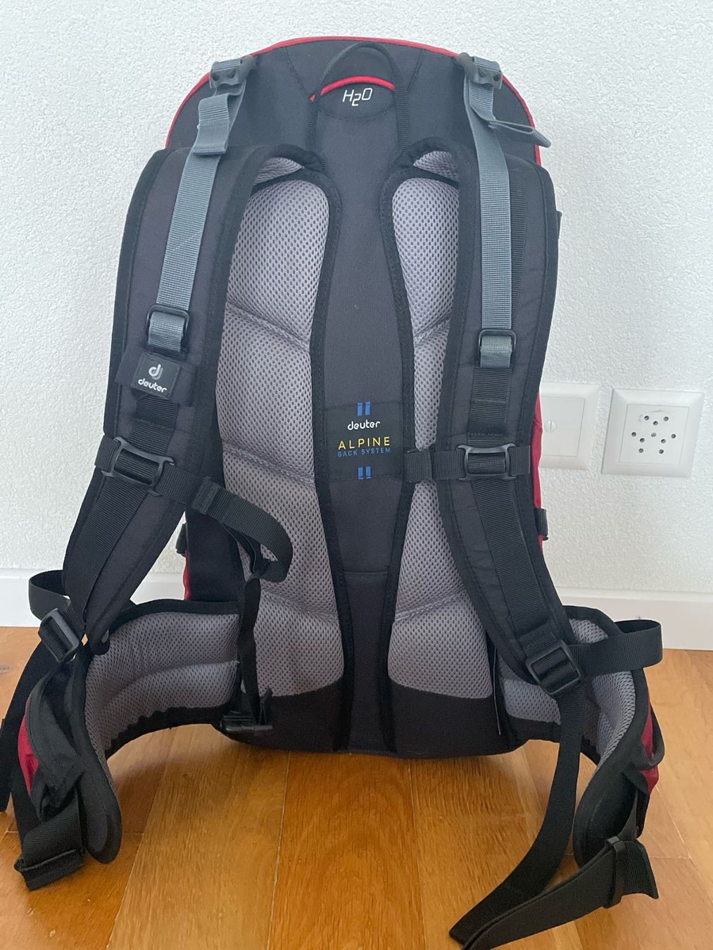 Deuter Zaini: DEUTER WANDERRUCKSACK TOUR 30 ALPINE – Nuovo (secondo la descrizione) da Zürich venduto da Fashionparade 5