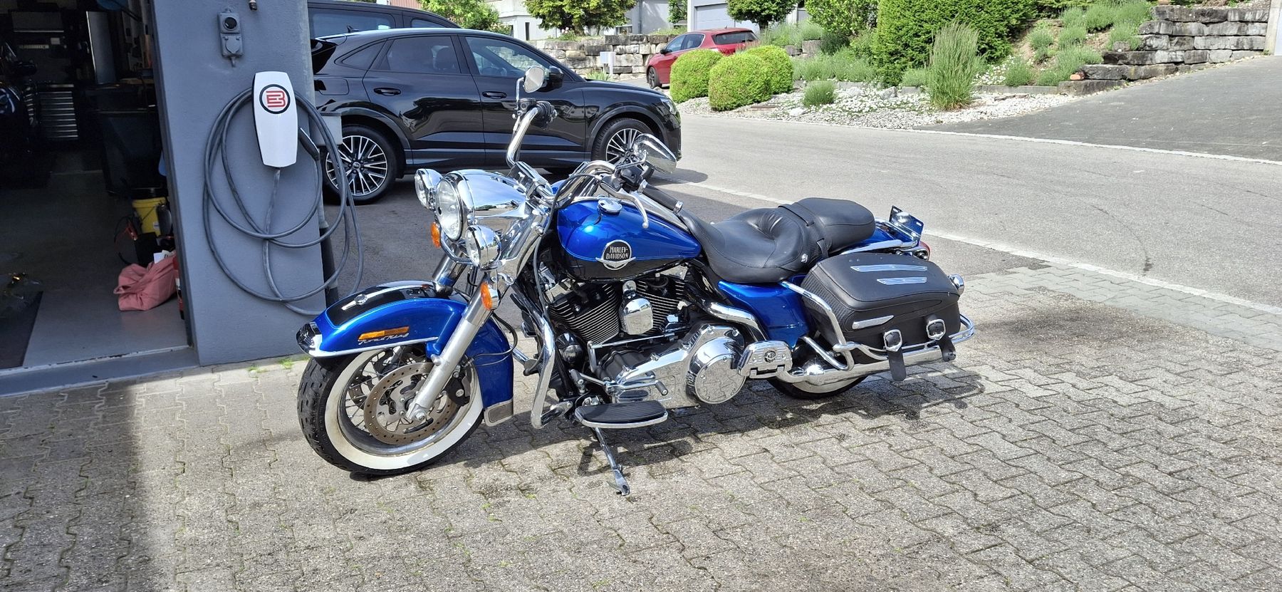 Harley-Davidson Chopper: Harley-Davidson FLHRC Road King – Usato da Wünnewil venduto da Xyz6