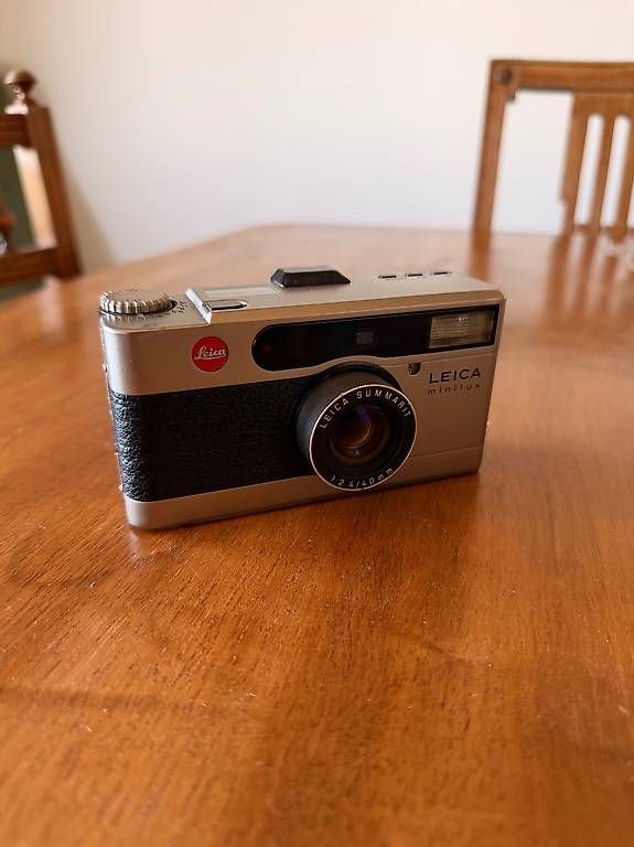 Fotocamera: Leica Minilux – Usato da Epalinges venduto da markojov