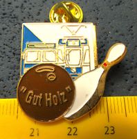 ZÜRICH TRAM UND BUS "GUT HOLZ" PIN