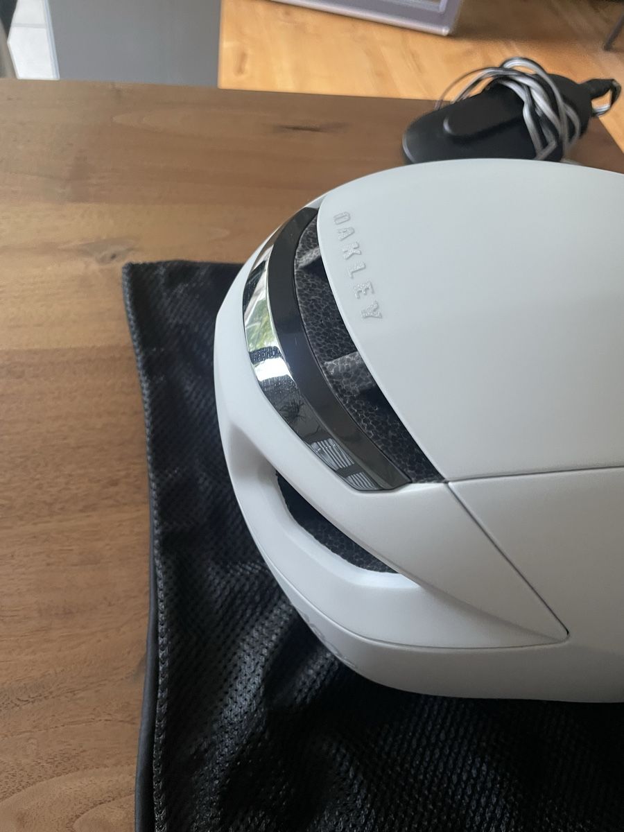 Oakley Casques: Oakley Aro7 Velohelm – D'occasion à Gossau ZH par Oliver.12 4
