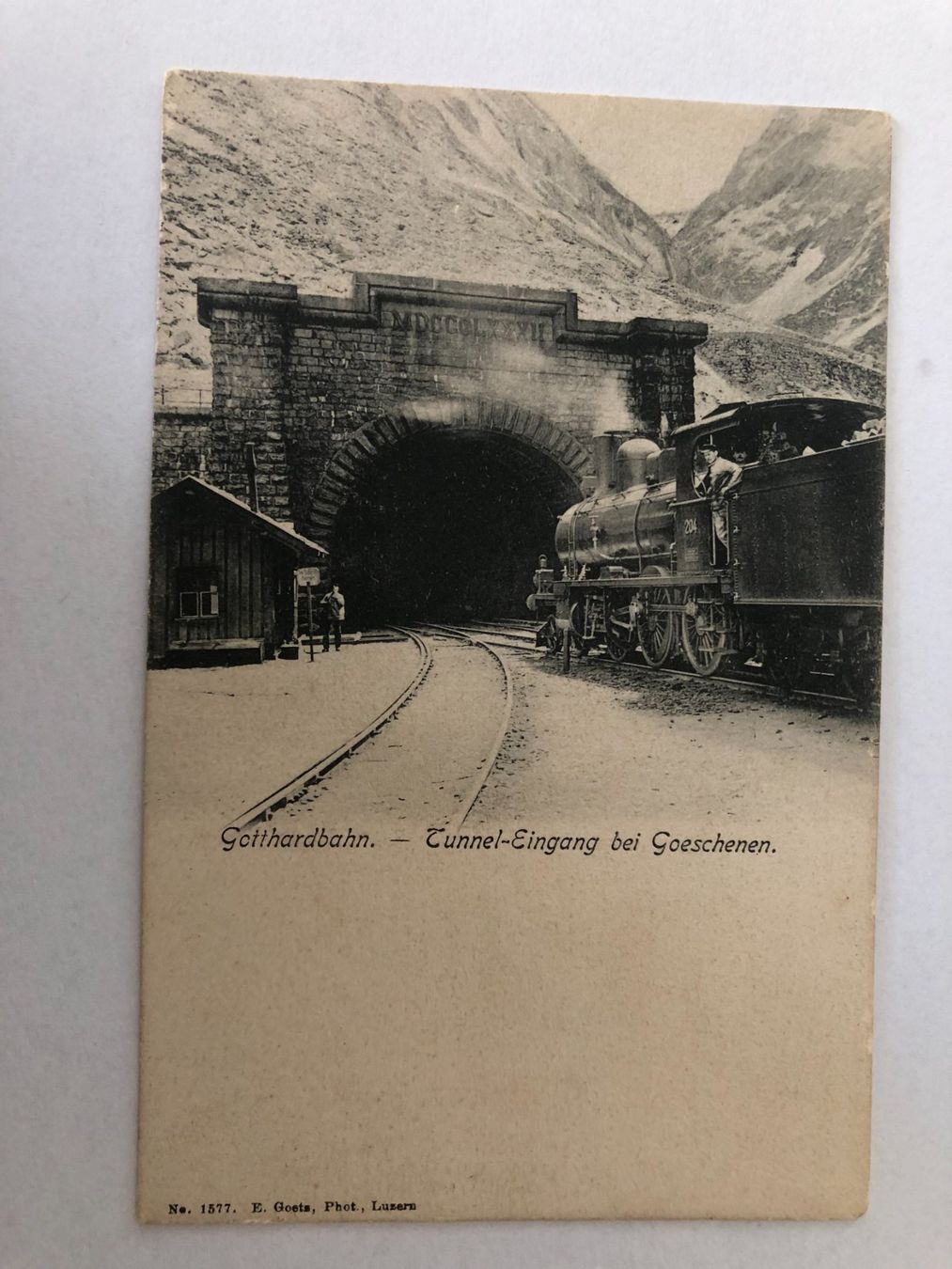 Cartoline postali: Gotthardbahn Tunnel Eingang Göschenen alte Ansichtskarte – Usato da Pfäffikon ZH venduto da Waltoversand