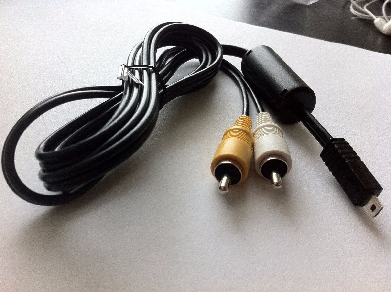 Panasonic Kabel: Panasonic Lumix Mini USB to 2xRCA Video Audio AV Compo Cable – Neu (gemäss Beschreibung) aus Genève von Cockattoo 1