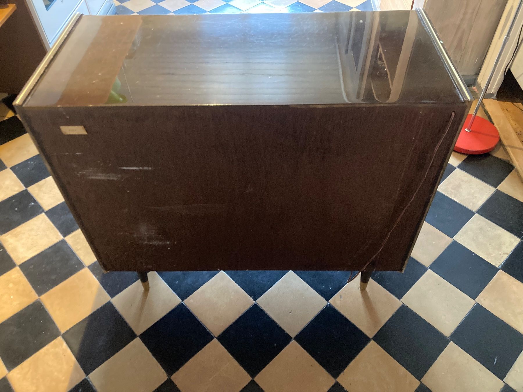 Cassettiere: Commode Vintage avec vitrine éclairée – Usato da La Chaux-de-Fonds venduto da fts_gg99 8