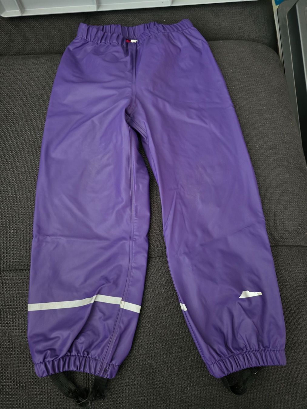 Pantaloni: Regenhose lila Grösse 110 – Usato da Reichenburg venduto da Mischna