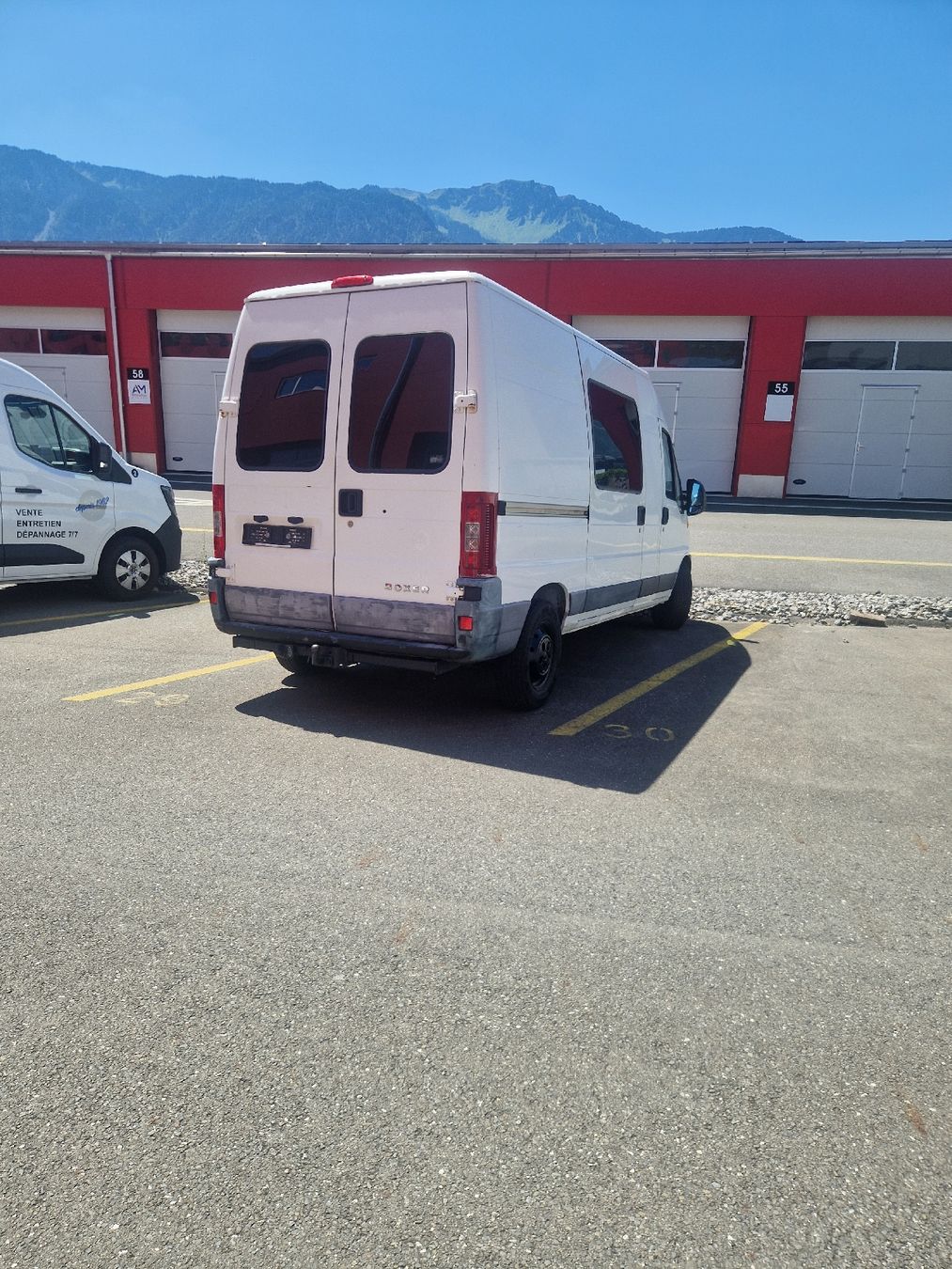 Peugeot Véhicules utilitaires: peugeot boxer 2.8 hdi – D'occasion à Vouvry par luismatos 4