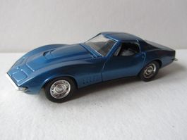 Chevrolet Corvette 1968, Solido