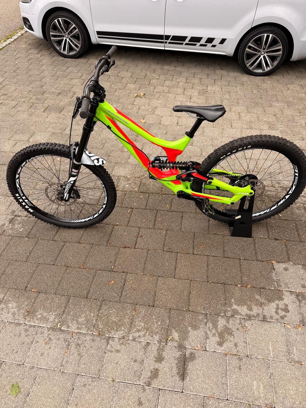 Specialized Biciclette: Neuwertige SPECIALIZED DOWNHILL Rakete Demo 8 – Nuovo (secondo la descrizione) da Hauenstein venduto da Zacherl 6