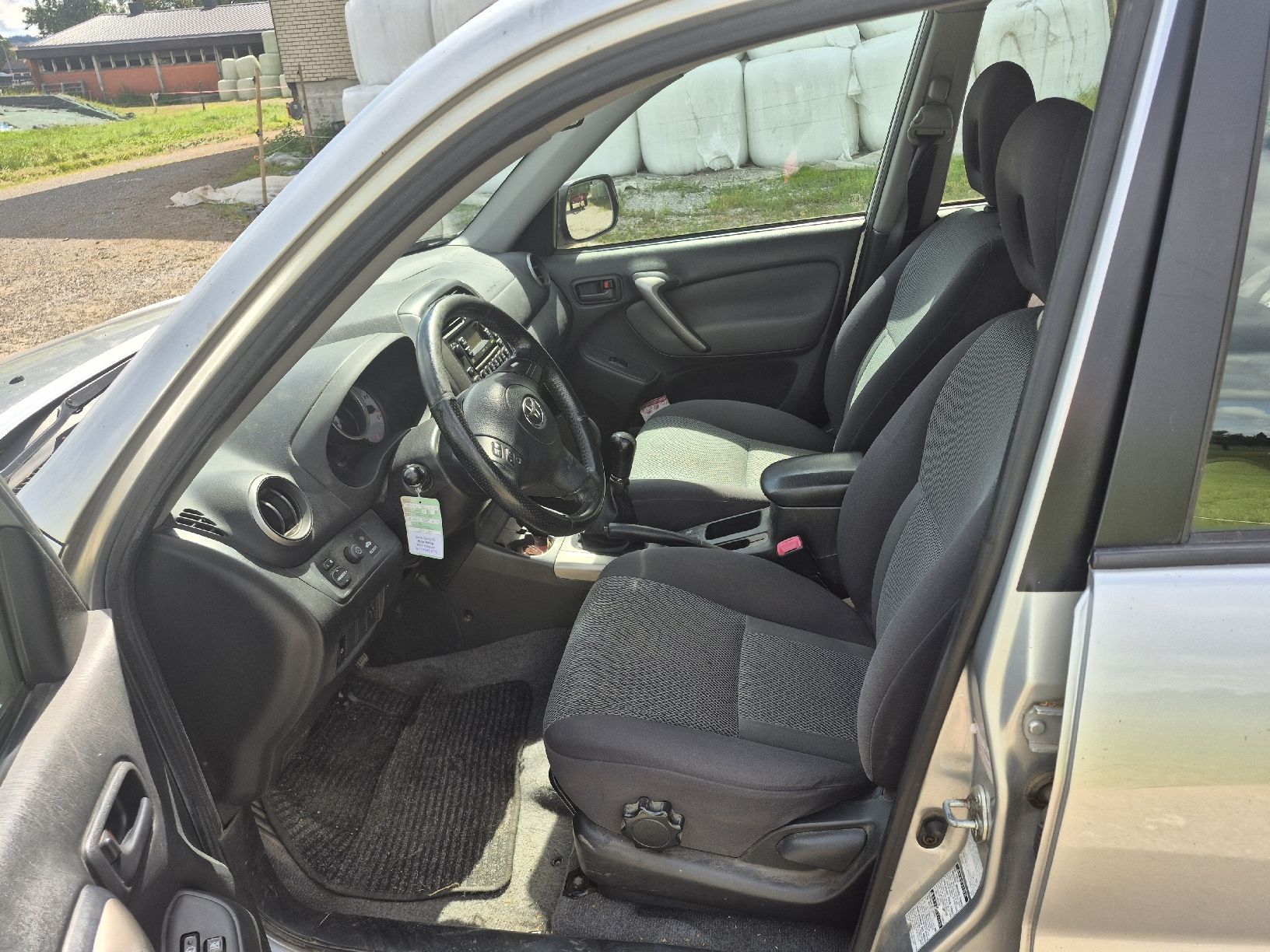 Toyota Autos: Toyota RAV 4 – D'occasion à Fehraltorf par uel_sb2n 7