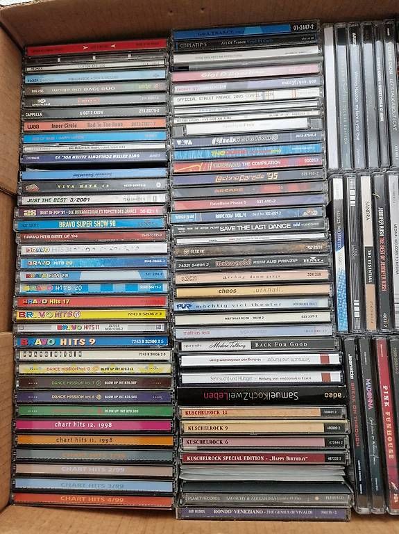 CD: 200 CD divers – Usato da Teufen AR venduto da mas_np5l 1