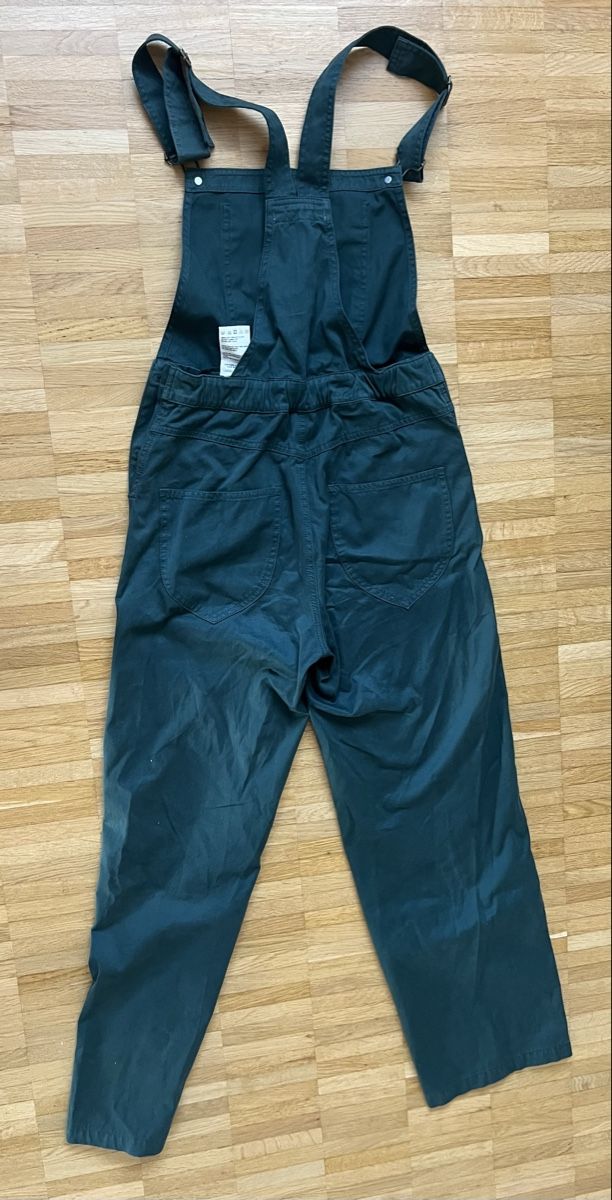 Twothirds Hosen: TWOTHIRDS Latzhose dunkelgrün 36 – Gebraucht aus Nottwil von Silke94 4