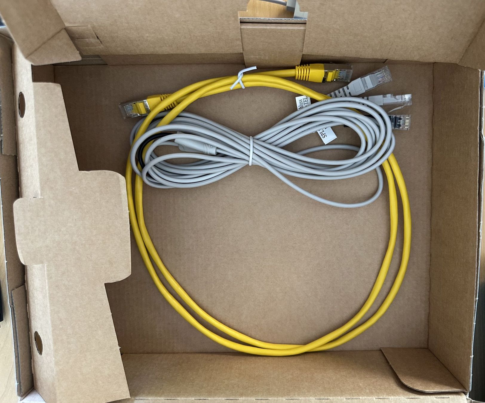 Avm Modem & Router: AVM FritzBox 7590 – Usato da Dielsdorf venduto da Empowered 4