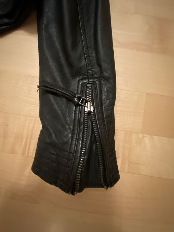 Giacche: Stylische Lederjacke schwarz von Saint Tropez – Usato da Arosa venduto da Domi_ZH 4