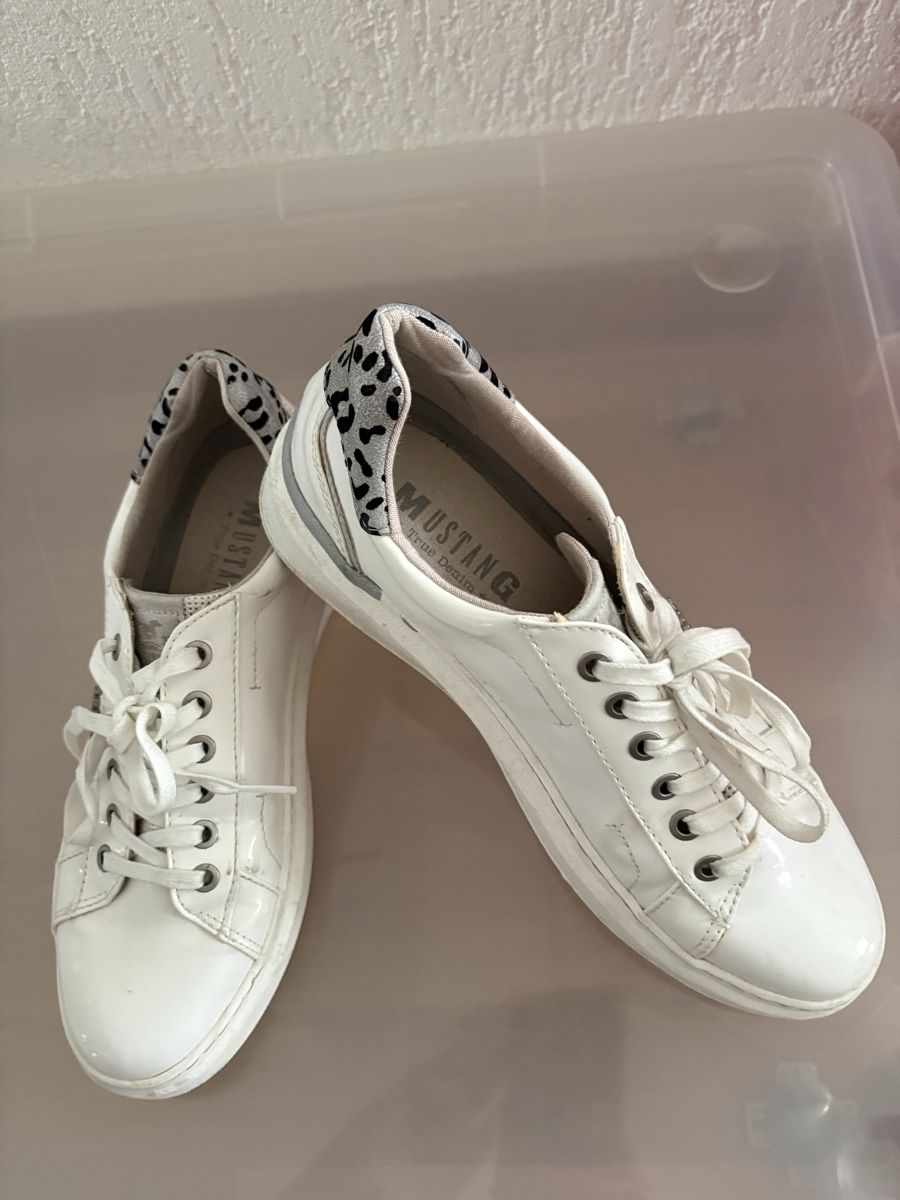 Mustang Scarpe da donna: Mustang Sneaker – Usato da Jona venduto da Mia94