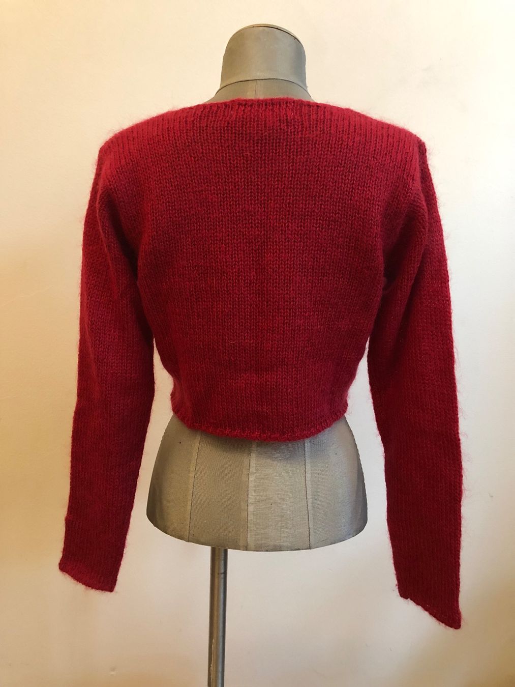 Top: crop pull tricoté rouge – Usato da Lausanne venduto da emm_sc77 1