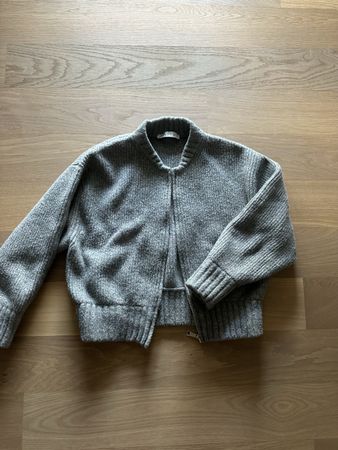 Strickjacke Zara