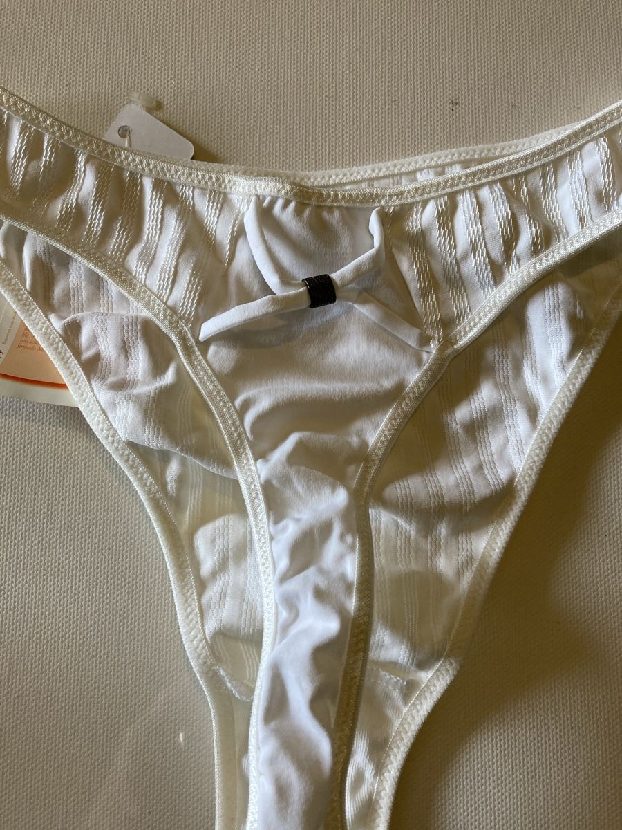 Altra biancheria intima: String neuf taille S. Simone Pérèle – Nuovo e nell'imballaggio originale da Orbe venduto da Jade333