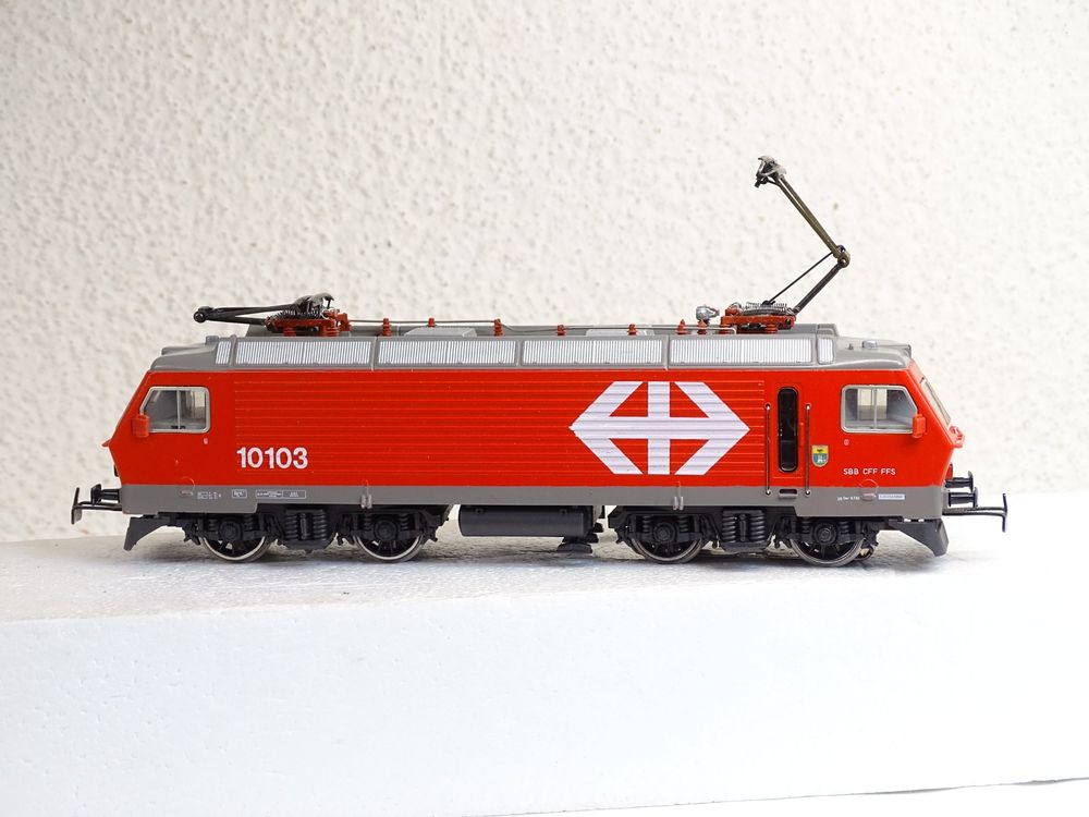 Märklin 3328 Re4/4 SBB/CFF/FFS 10103 Rot, H0,WS/AC (Gebraucht) in ...