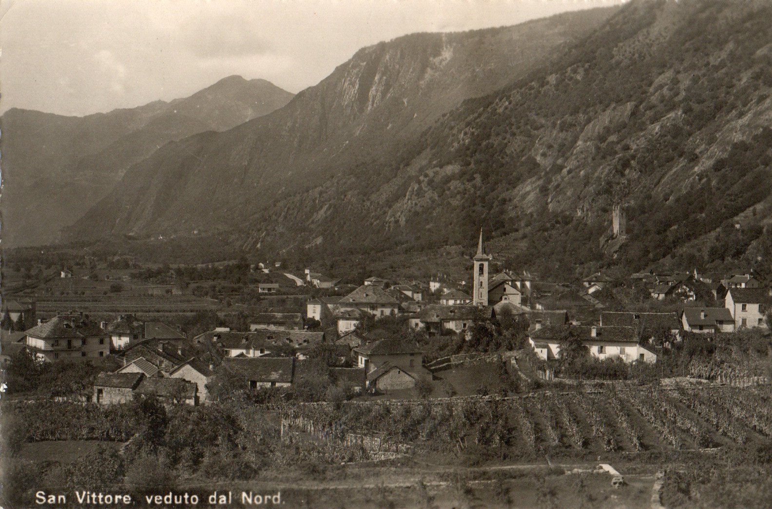Cartoline postali: San Vittore - Veduta da Nord – Usato da Melano venduto da pisonsdro