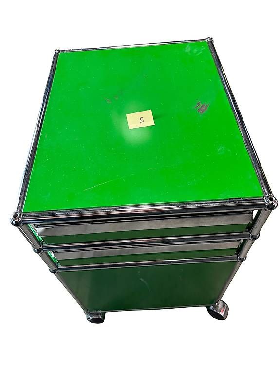 Eléments de bureau: USM Haller Rollkorpus /Rollcontainer  Grün mit 3 Schubladen – D'occasion à Bottmingen par lia_pf9x 2
