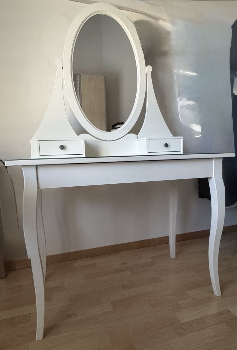 Ikea Schminktische: Schminktisch weiss mit Spiege – Gebraucht aus Mägenwil von maegenwil_wp 1