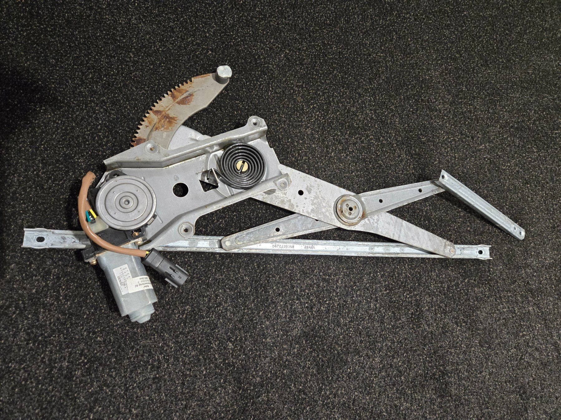 Autres accessoires p. véhicule: Fensterheber Chrysler sebring.2.7 bj.05 – D'occasion à Udligenswil par Triple-T