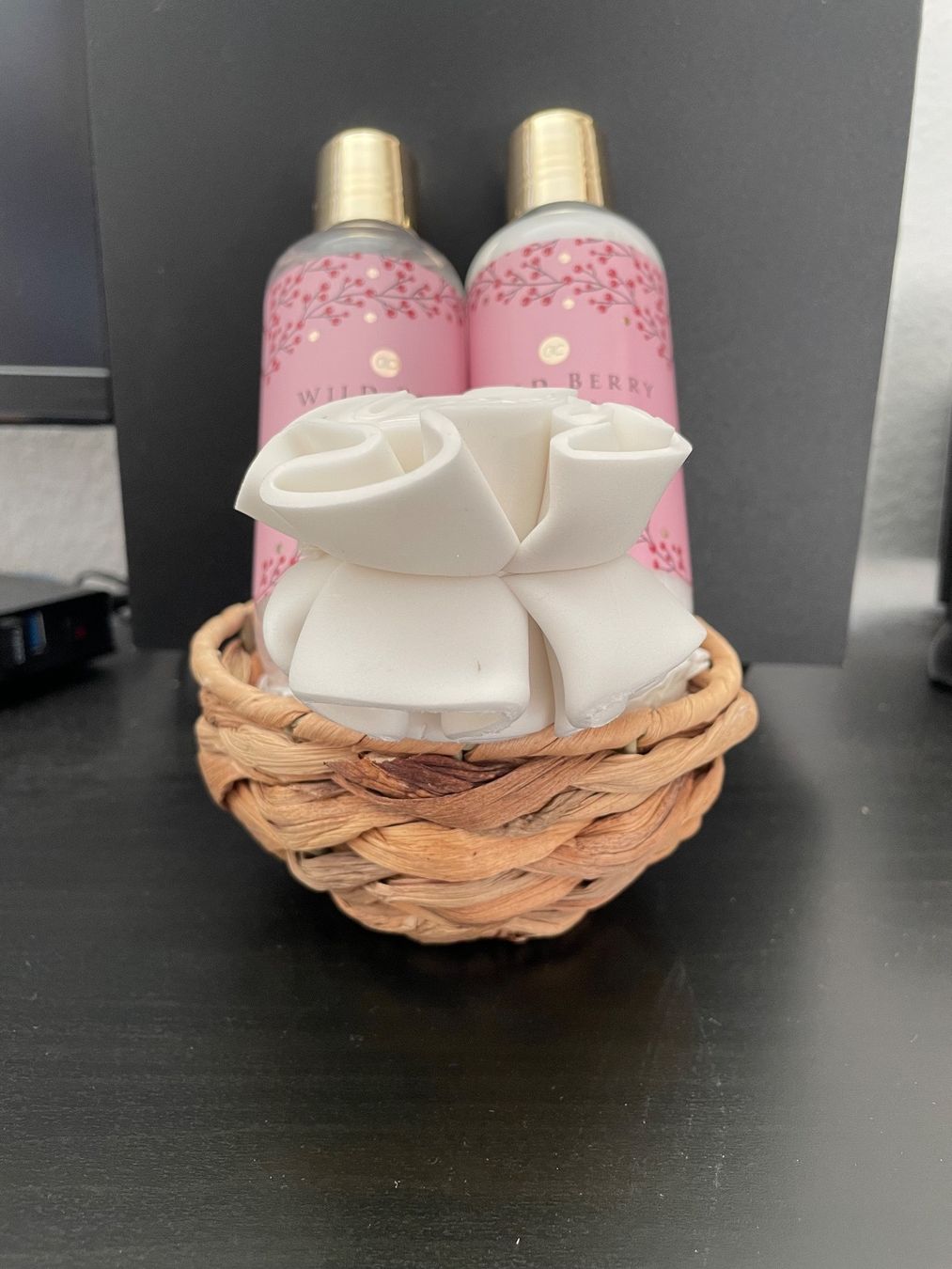 Duschen: Duschgel/Bodylotion – Neu (gemäss Beschreibung) aus Basel von Robyn20 1