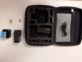 GoPro HERO10 Black mit Zubehoer guter Zustand